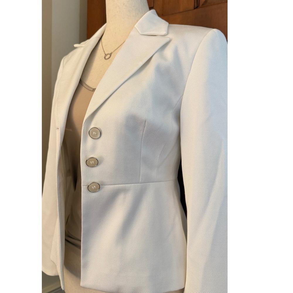 Liz Claiborne Petite Tailored Blazer Womens 2P White Three-Button Suit Separate